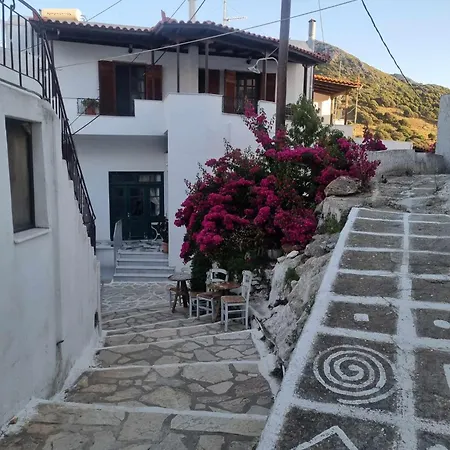 Tolis Апартаменты